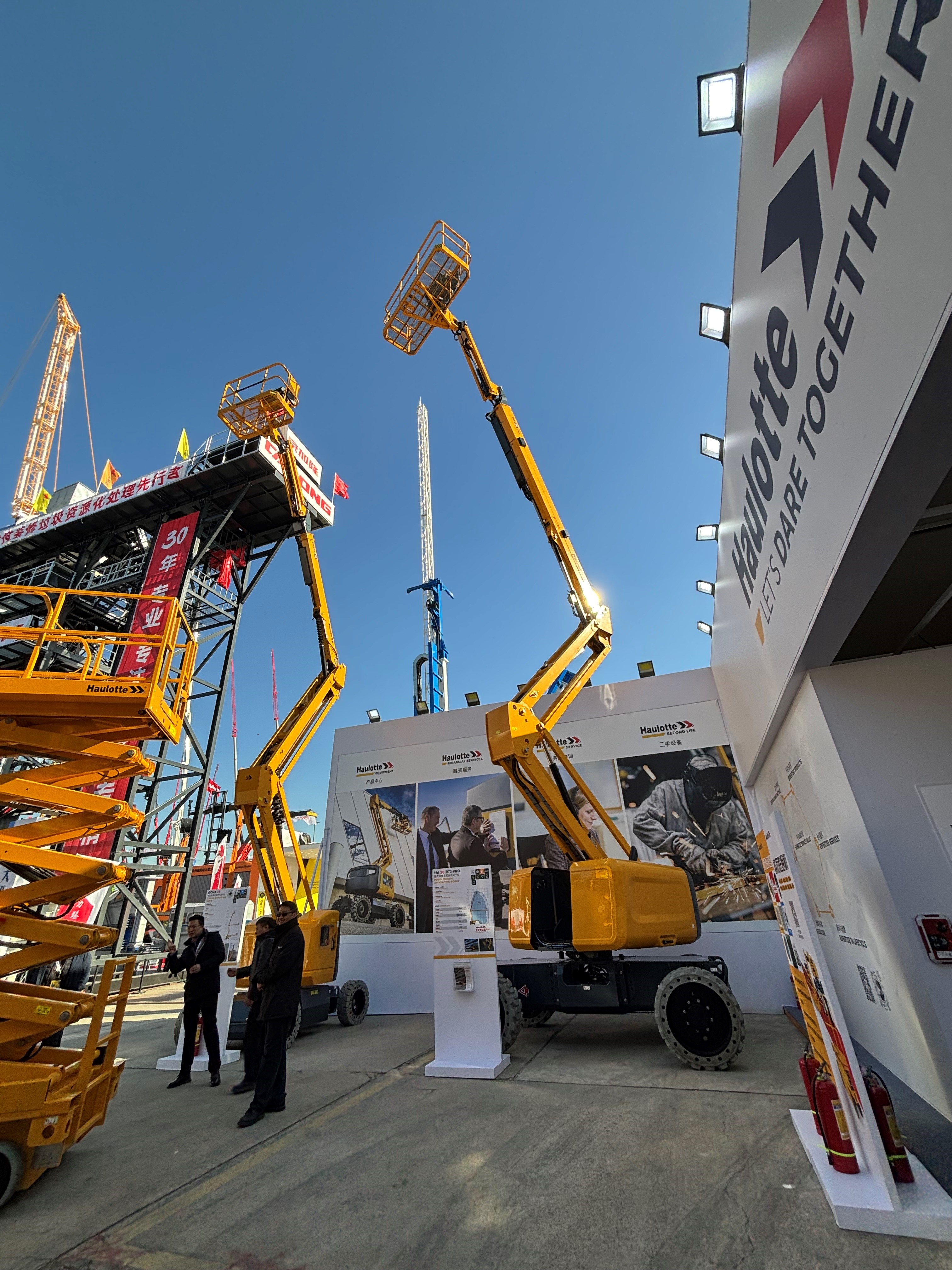 Bauma-booth-haulotte